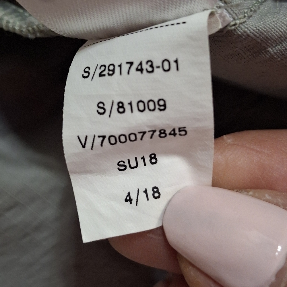 Athleta Mod Trekkie Crop Pants 291743-01 Gray Nylon Zipper Ankle Women Size 8 - Picture 15 of 16